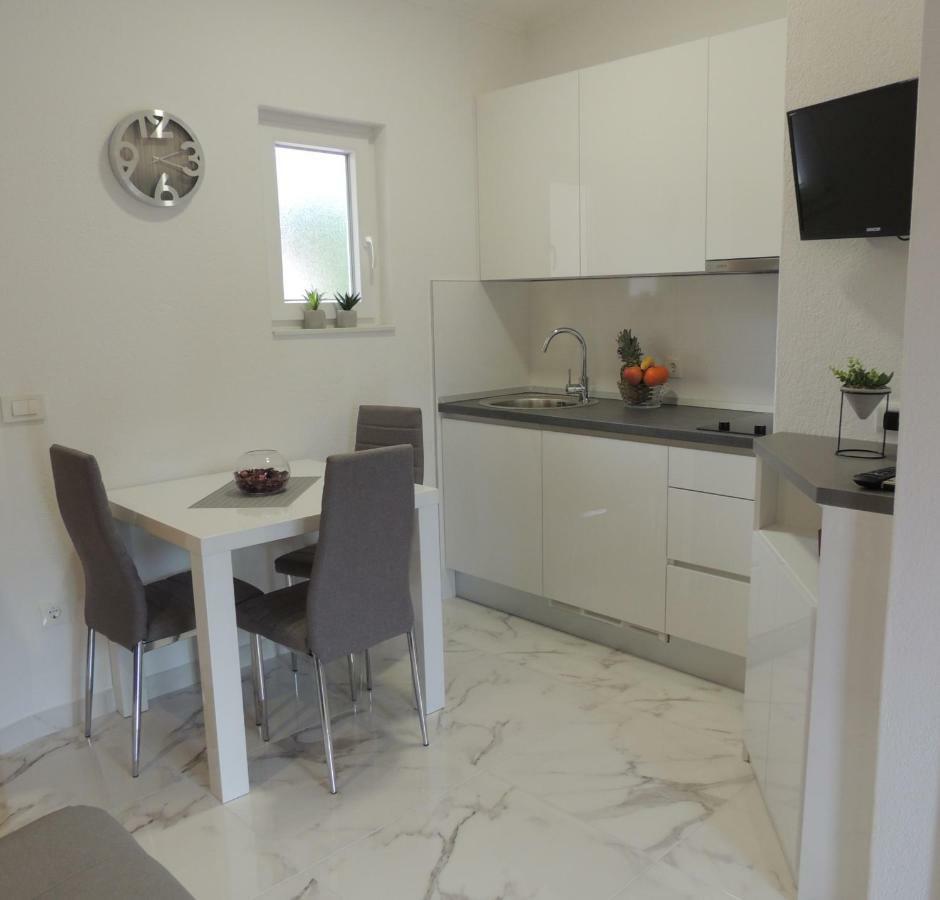Apartments Palma Baška Voda Kültér fotó